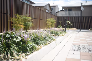 한큐 나가오카텐진역 동쪽 출구 역전 광장의 이미지6