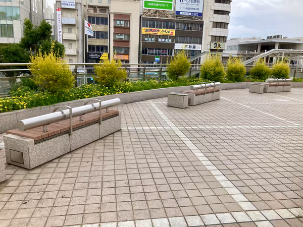 Photo of Previous Station | East Exit Station | Plaza Circle Plaza 3