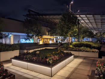 교도역 콜티 옥상 정원의 휴식 장소 2