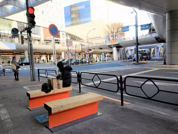 立川站 南口环岛周边的休息场所2