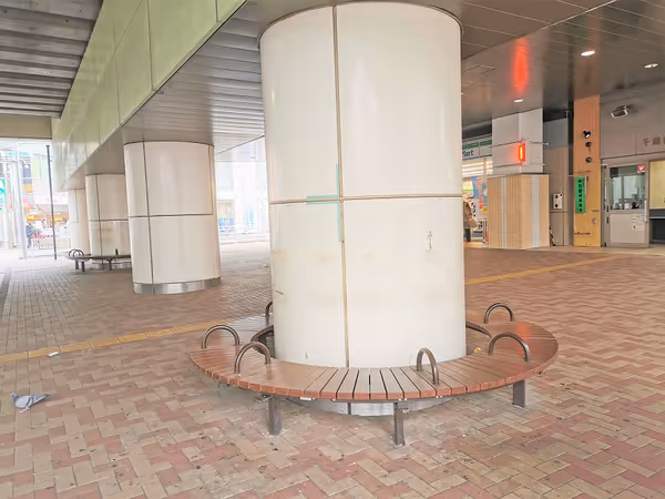 Photo of Chitose-Funabashi Station | Rest Spot Under the Overpass 2