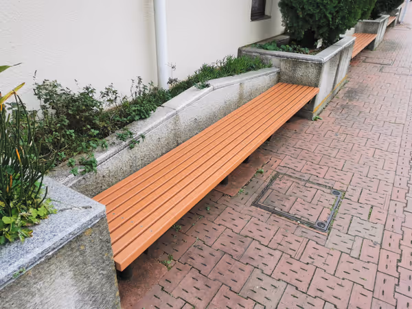 Photo of Chitose-Funabashi Station | Rest Spot in Front of Sakuragaoka Hall 3