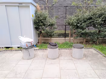 神樂坂站 寺內公園的休憩場所