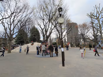 神樂坂站 白銀公園的遊樂場1