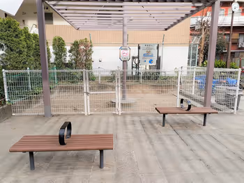 神樂坂站 榎町公園的休息場所2