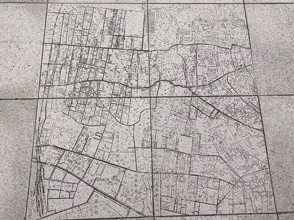 イーストサイドスクエア 北側広場の写真6