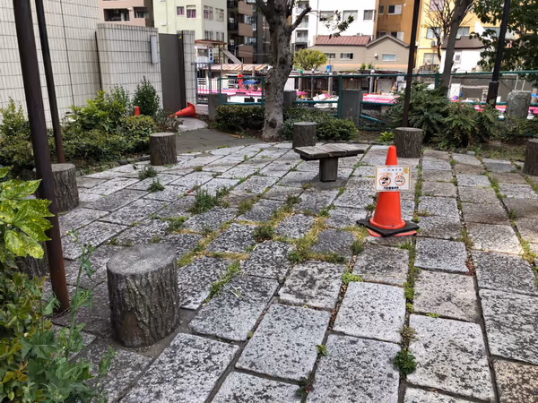 Photo of Bakurocho Station | Rest Spot Behind Nihonbashi East Police Box 1
