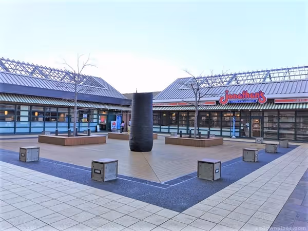 Photo of Shin-Koyasu Station | Rest Spot at Restaurant Near, Ort Mall Court 2F 1