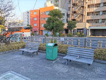 新馬場駅聖蹟公園の休憩場所その2