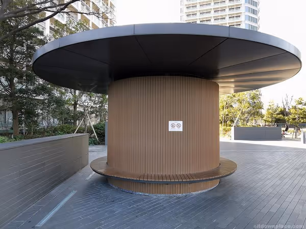 Photo of Futakotamagawa Station | Rest Spot in front of Tower Central 2