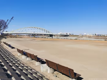 노보리토역 이나다 타마가와 공원의 휴식 장소 그 1