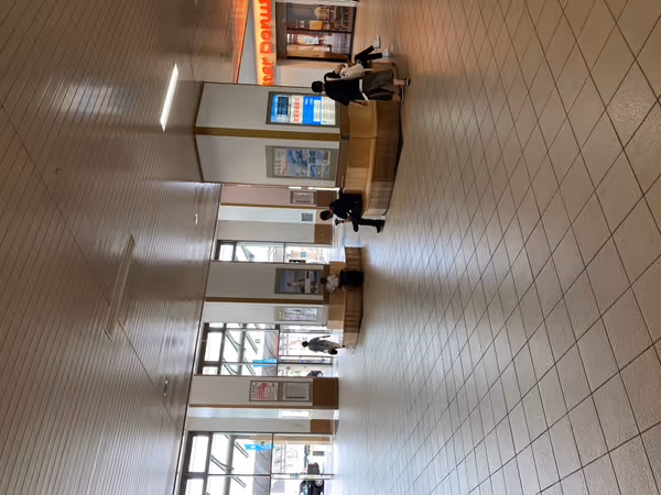 Photo of Fukuchiyama Station | Rest Spot in the Concourse Before the Ticket Gates 2