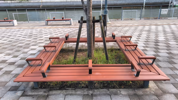 Photo of Yodoyabashi Station | Rest area along the Tosa-hori River at the north end of Yodoyabashi Station 3