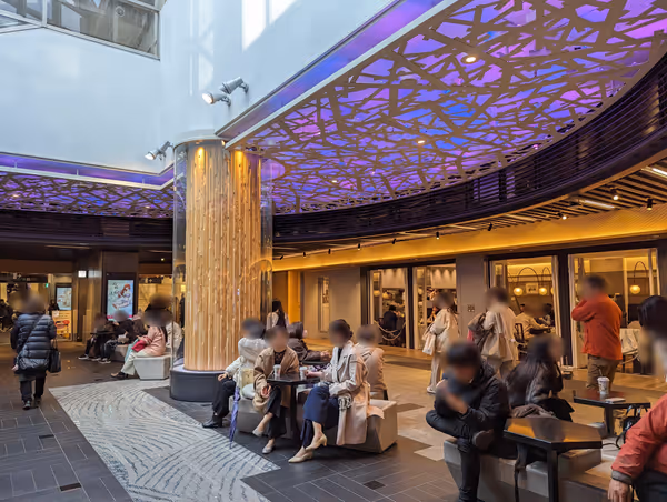 ポルタ地下街 リプトンカフェ前の写真4