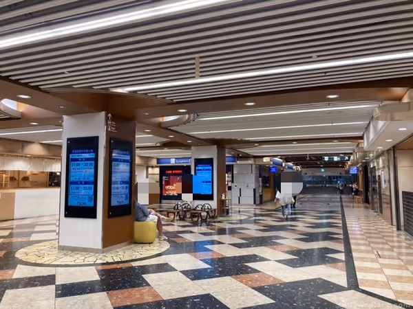 ポルタ地下街 リプトンカフェ前の写真1