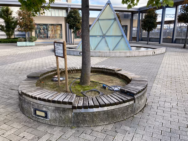 Photo of Amagasaki Station | Rest area on the east side of the ground level, down the stairs from the North Exit 1