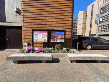 Rest Area on Prefectural Office Street in front of Urawa Station, Part 3