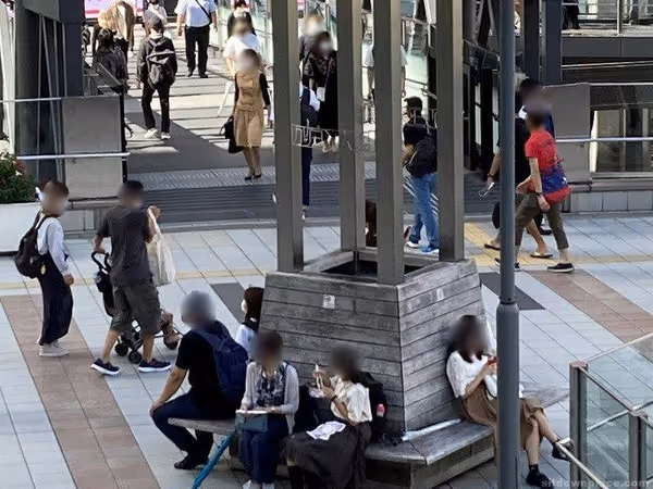 LUCUA大阪2F東側の写真2