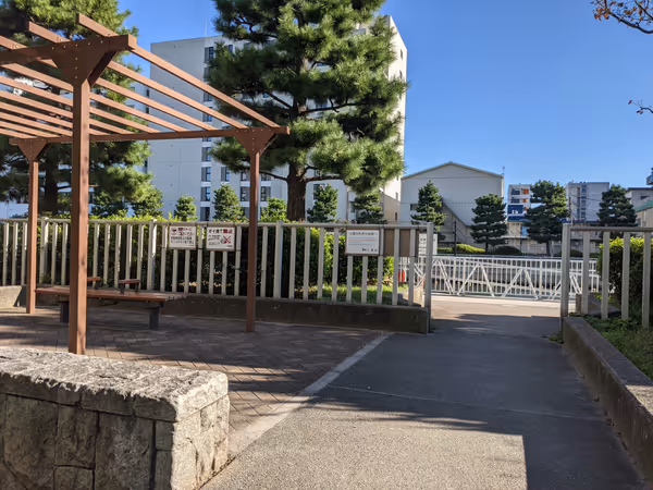 Photo of Kiyosumi-Shirakawa Station | Rest Spot at Takamori Park 4