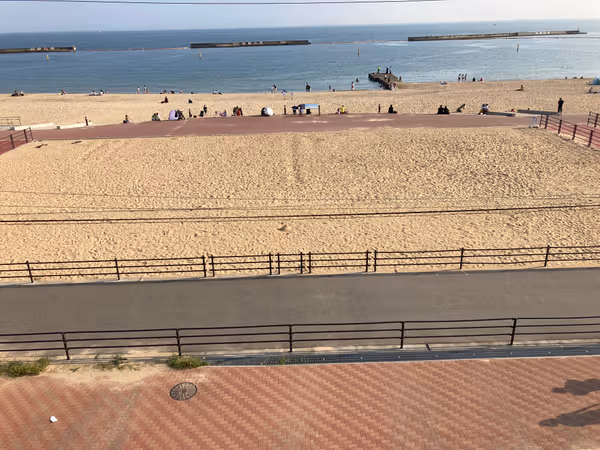 Photo of Suma Station | Rest Spot Below the South Exit Stairs 1