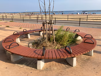 Photo of Suma Station | Rest Spot Below the South Exit Stairs 2