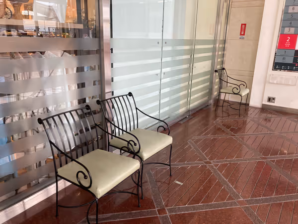 Photo of Kakogawa Station | Yamato Yashiki 2F North Entrance Rest Spot 2