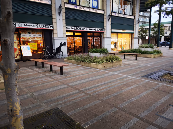 Photo of Takarazuka Minamiguchi Station | Takarazuka Tower Rest Spot 2