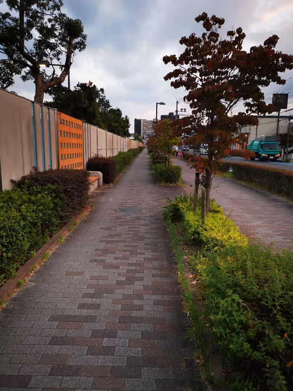 Photo of Inagawa Station | Rest area along the perimeter of Hanshin Racecourse 1