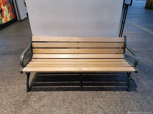 Photo of Shinjuku Station | Takashimaya Rest Spot on the Meiji-dori Side 2