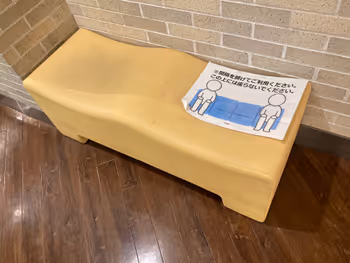 Photo of Sanyo Akashi Station | Rest area near the elevator on the 2nd floor of Piole Akashi East Building 2