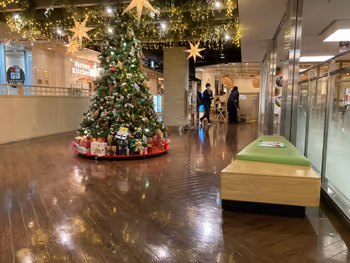 Photo of Sanyo Akashi Station | Rest area near the elevator on the 2nd floor of Piole Akashi East Building 3