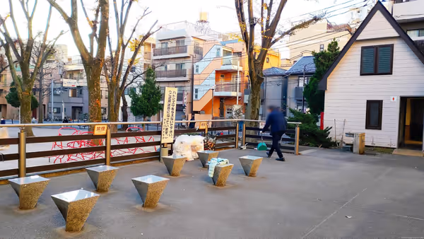 Photo of Itabashi Station | Itabashi Station | Front Park Rest Spot 4