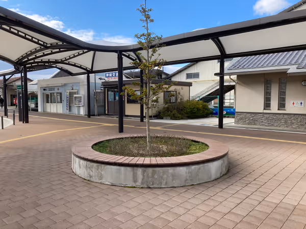 Photo of Fukusaki Station | Rest area near the station bus stop 1