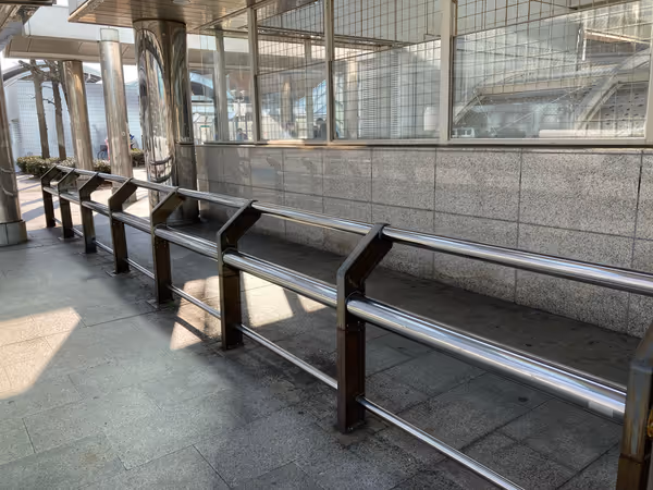 中央口南側のタクシー乗り場付近の写真2