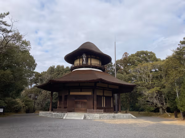 上野公園 俳聖殿周辺の写真4