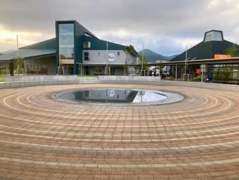 【미카와타하라역】 라라그랑 마치나카 광장 이미지 2