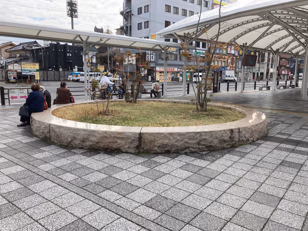 Photo of Nara Station | Rest Spot at the Station | Front Flowerbed 1