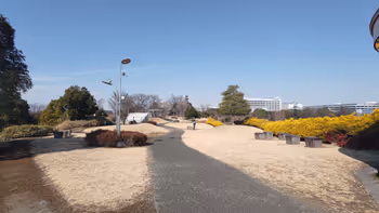 立川北站昭和纪念公园 浮游庭院的休息场所1