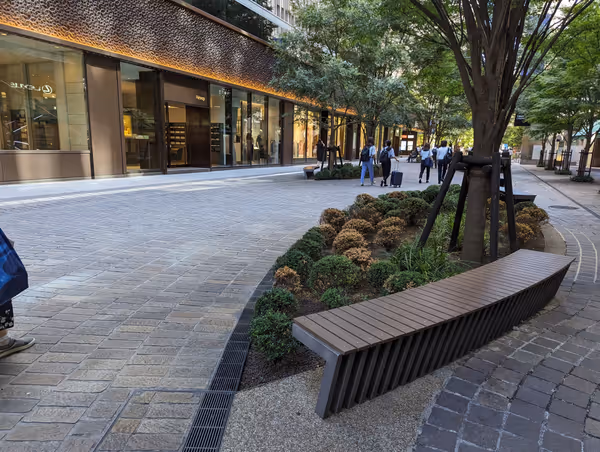 Photo of Hibiya Station | Rest Spot on the Tokyo Takarazuka Theater Front Street 2