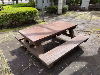 大崎駅居木橋公園の休憩場所その3