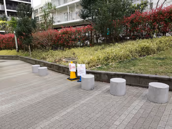 大崎駅小関橋公園の休憩場所その1