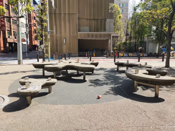 水道桥站西神田Cosmos馆周边的休息场所之四