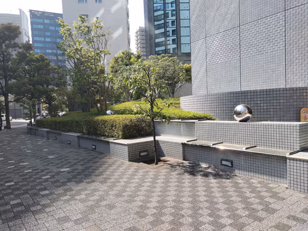 Photo of Kudan-shita Station | Nishikanda Keyaki Plaza | Rest Spot 2