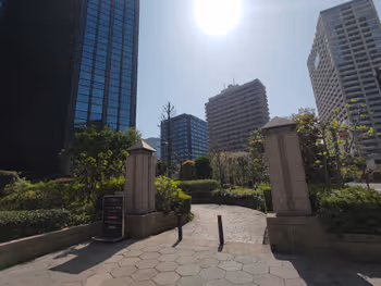 Rest area at Nishikanda Hyakuju no Hiroba, Kudanshita Station, Part 1