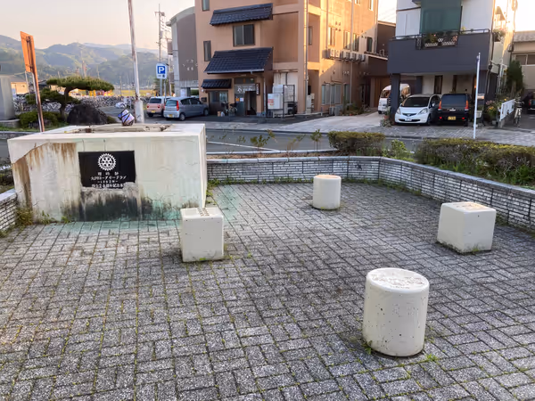 Photo of Iyo-Ozu Station | roundabout. Near a rest spot. 3
