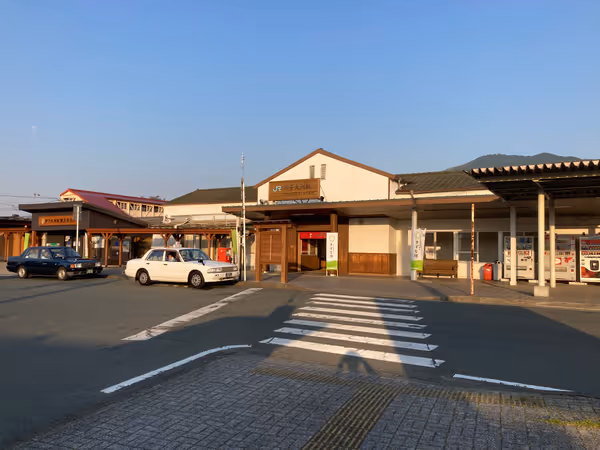 Photo of Iyo-Ozu Station | roundabout. Near a rest spot. 2