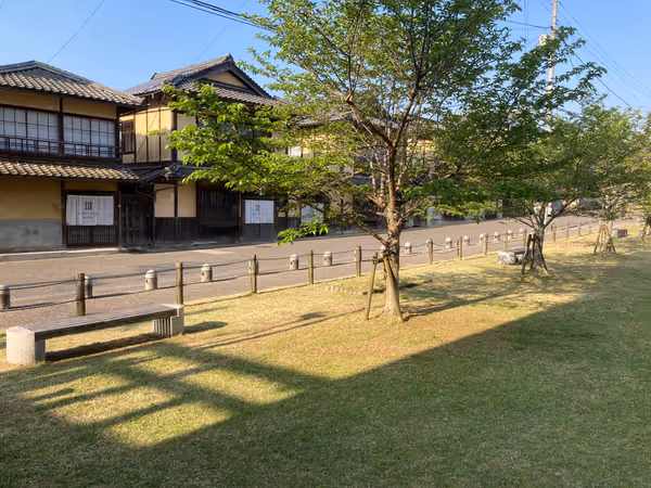 Photo of Iyo-Ōzu Station | Ōzu Civic Hall Near | Rest Spot 3