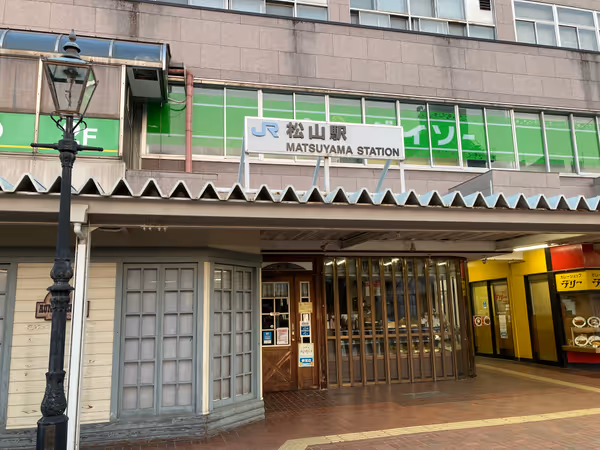 正岡子規句碑周辺の写真3