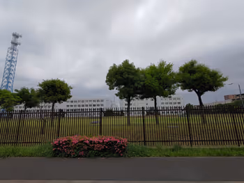 Rest area on the Chuo Park side of the outer perimeter of the Jujo Garrison of the East Jujo Station, Part 2