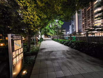 五反田駅さくらテラス前の休憩場所その1